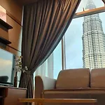 Klcc Luxury Sky Suites 3-Mins Walk To Twin Tower